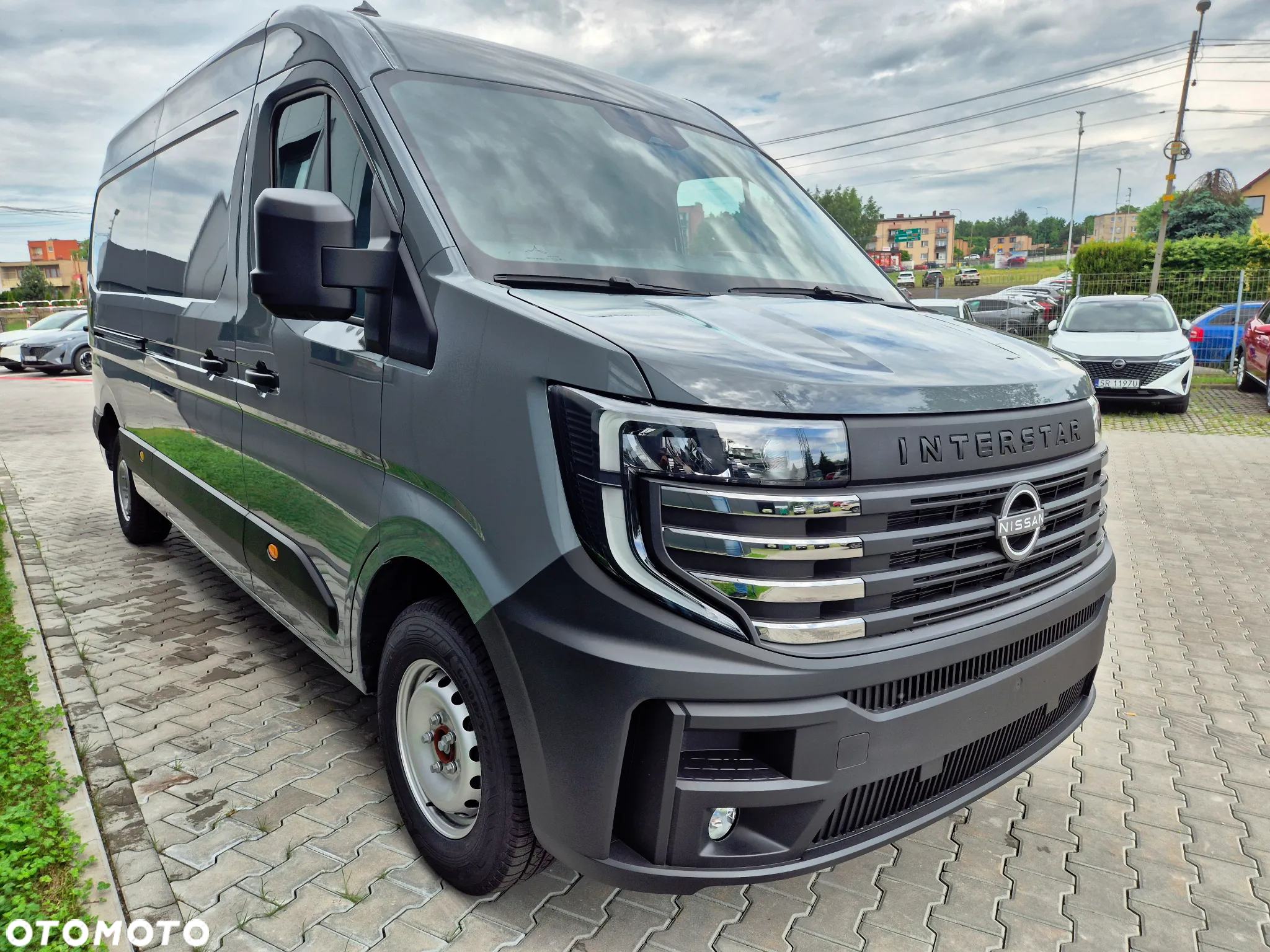 Nissan Interstar - 4