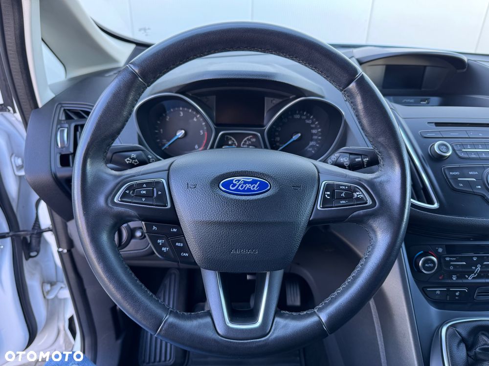 Ford Grand C-MAX - 17