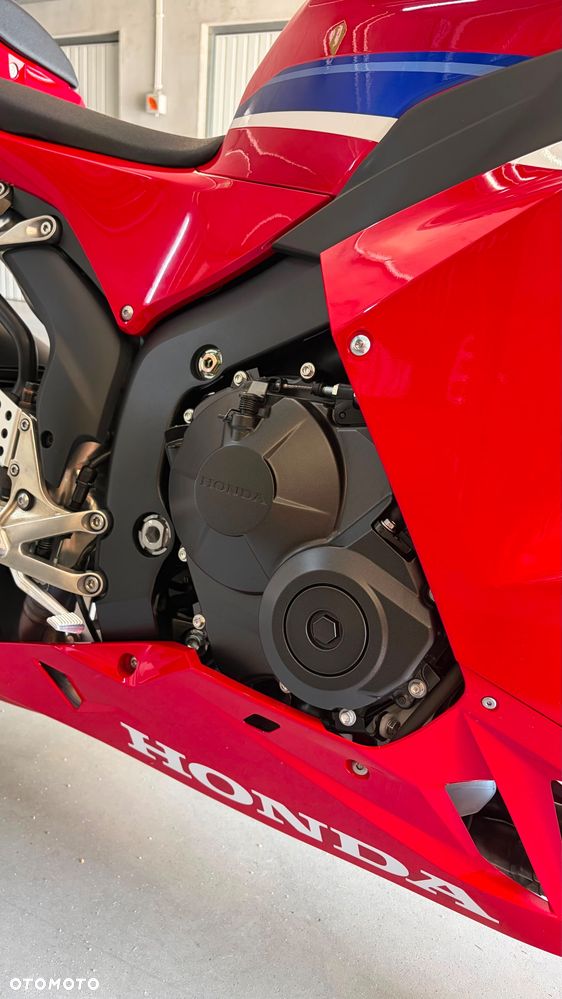 Honda CBR - 7