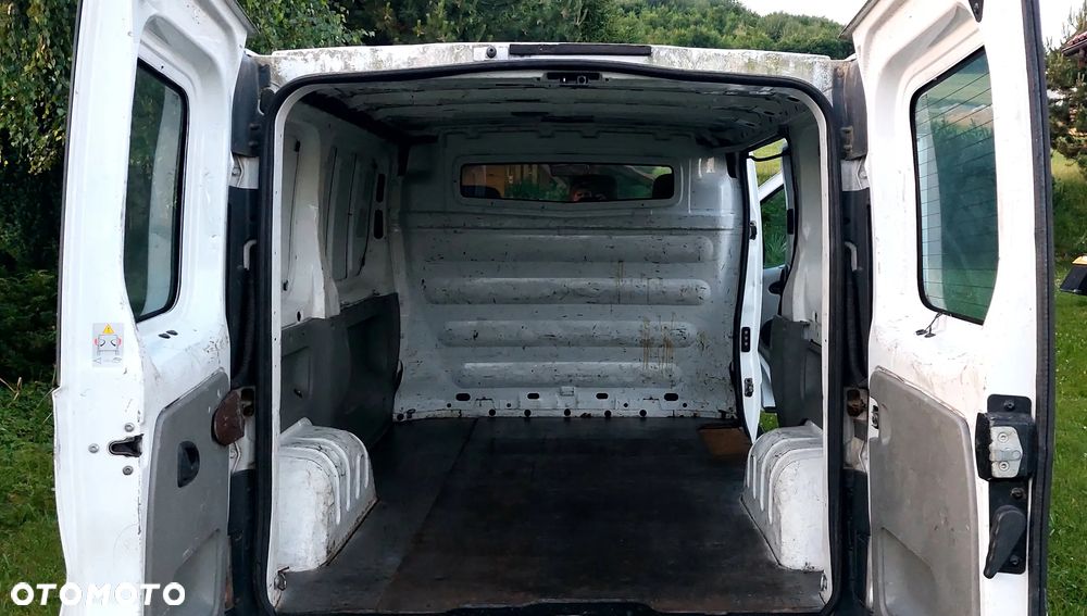 Renault Trafic - 10