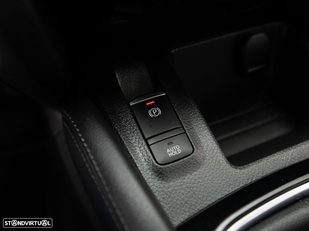 Nissan Qashqai 1.5 dCi N-Connecta - 19