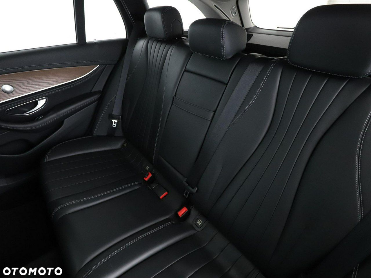 Mercedes-Benz Klasa E 220 d 4-Matic All-Terrain - 17