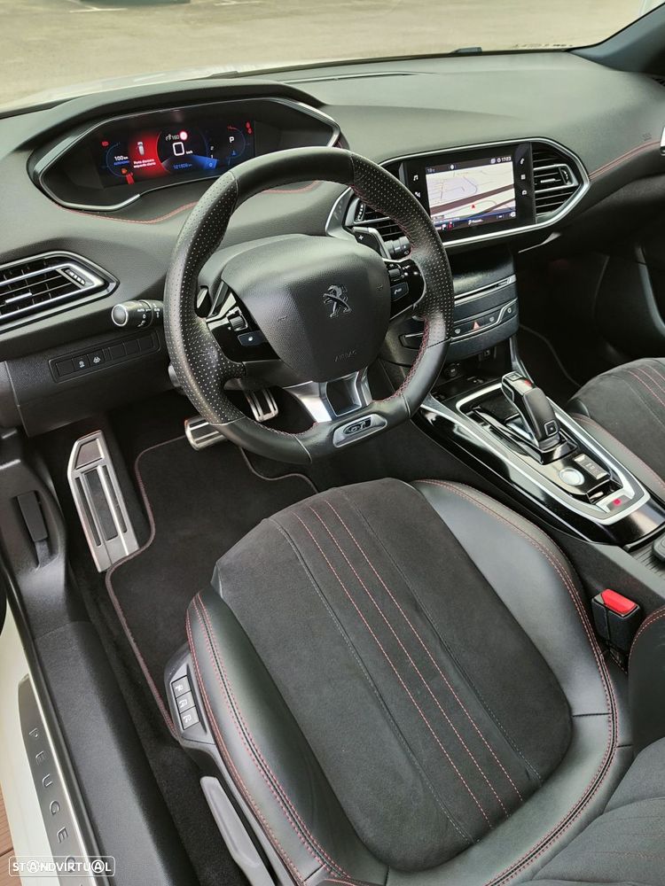 Peugeot 308 SW 1.5 BlueHDi GT EAT8 - 23