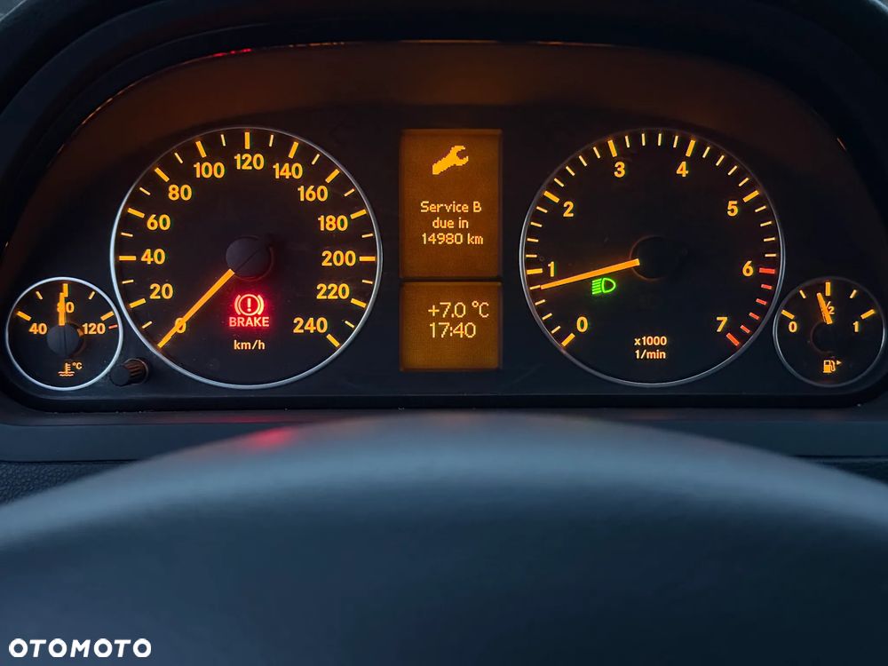 Mercedes-Benz Klasa A 160 BlueEfficiency - 7