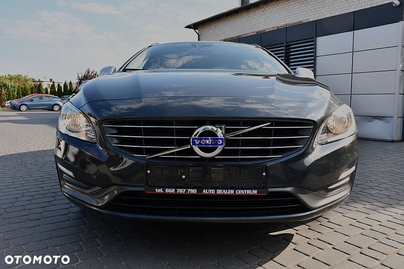 Volvo V60 D3 Momentum - 29