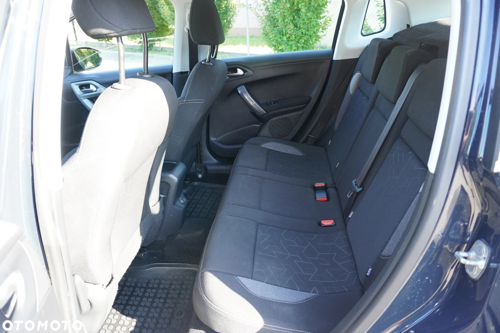 Peugeot 2008 1.6 BlueHDi Allure - 10