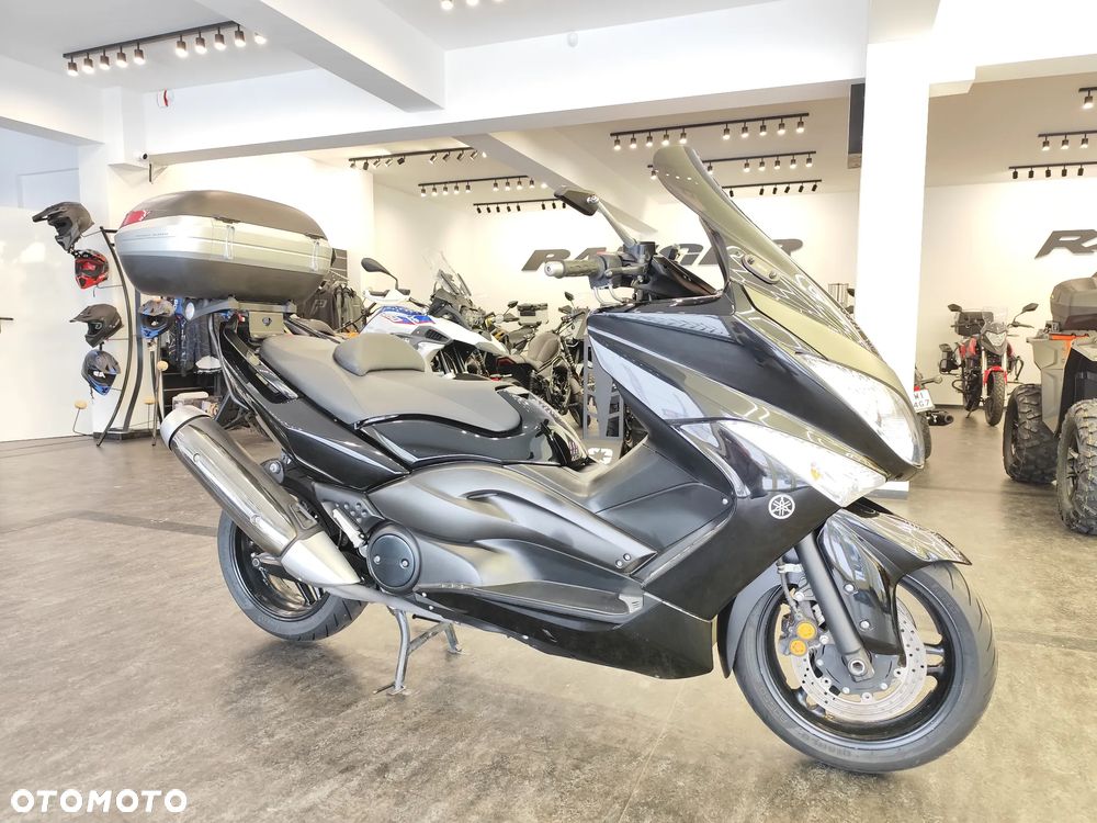 Yamaha Tmax - 8
