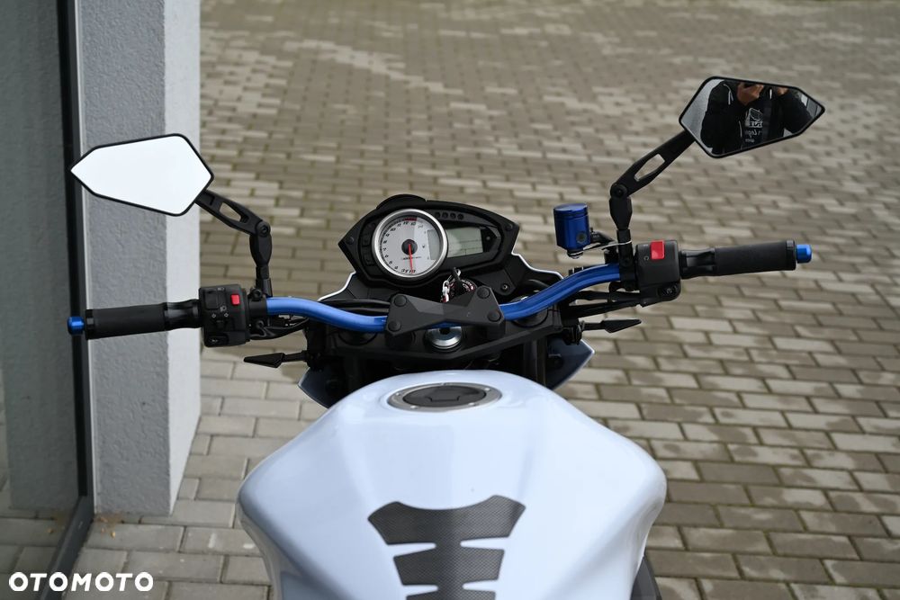 Kawasaki Z - 8