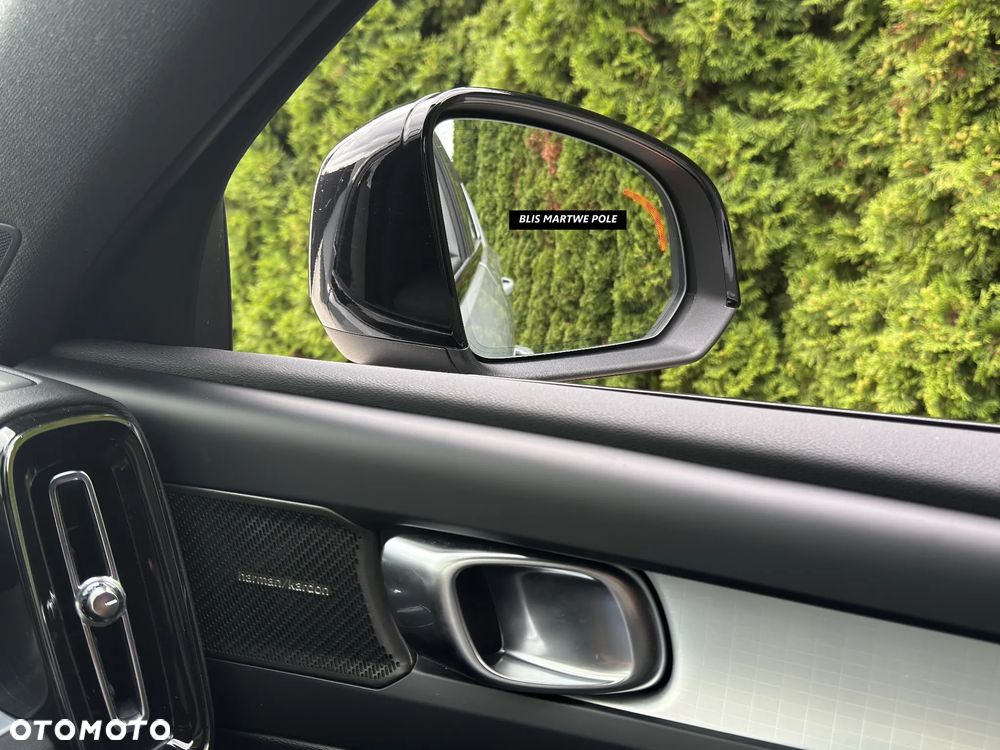 Volvo XC 40 B3 B DKG Plus Dark - 15