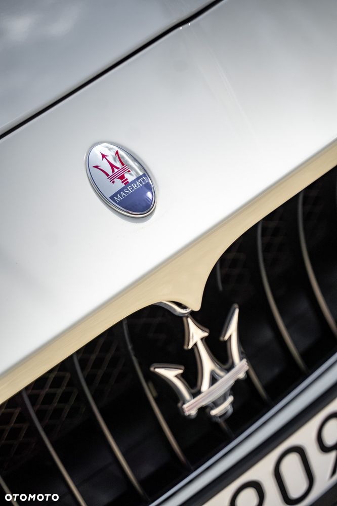 Maserati GranCabrio Sport - 18