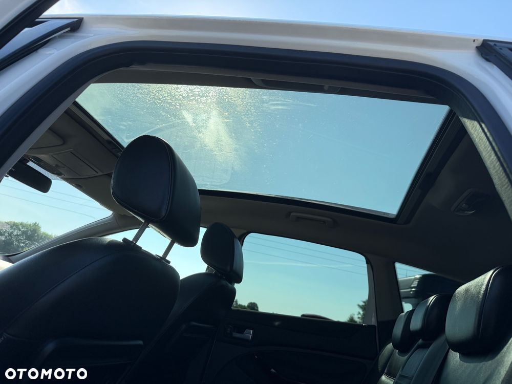 Ford Kuga 2.0 TDCi 4WD Titanium Plus - 22