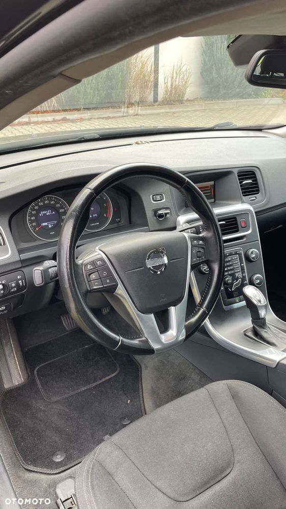 Volvo V60 D2 Geartronic Powershift Kinetic - 21