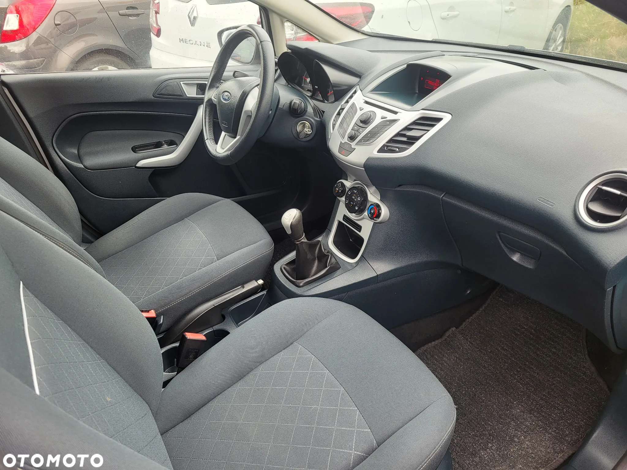 Ford Fiesta - 22