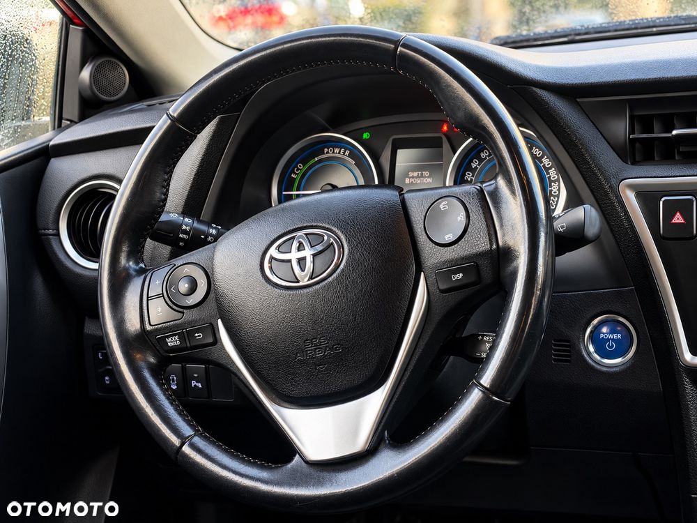 Toyota Auris 1.8 HSD Luna - 13