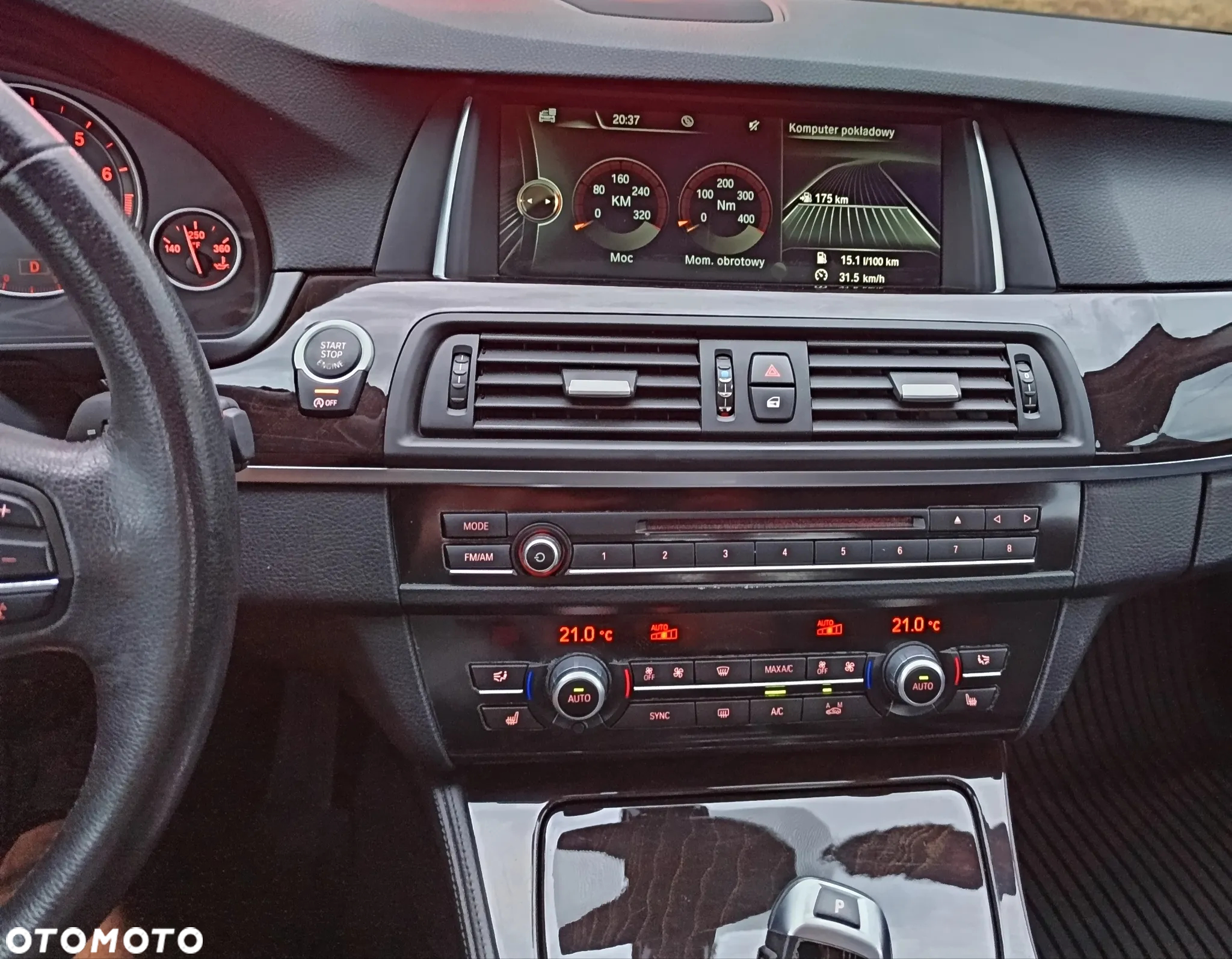 BMW Seria 5 528i xDrive - 17