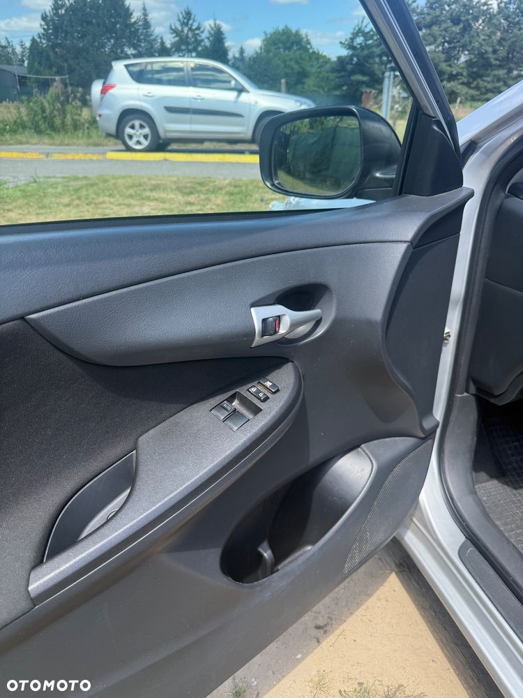 Toyota Corolla 1.6 Life - 10