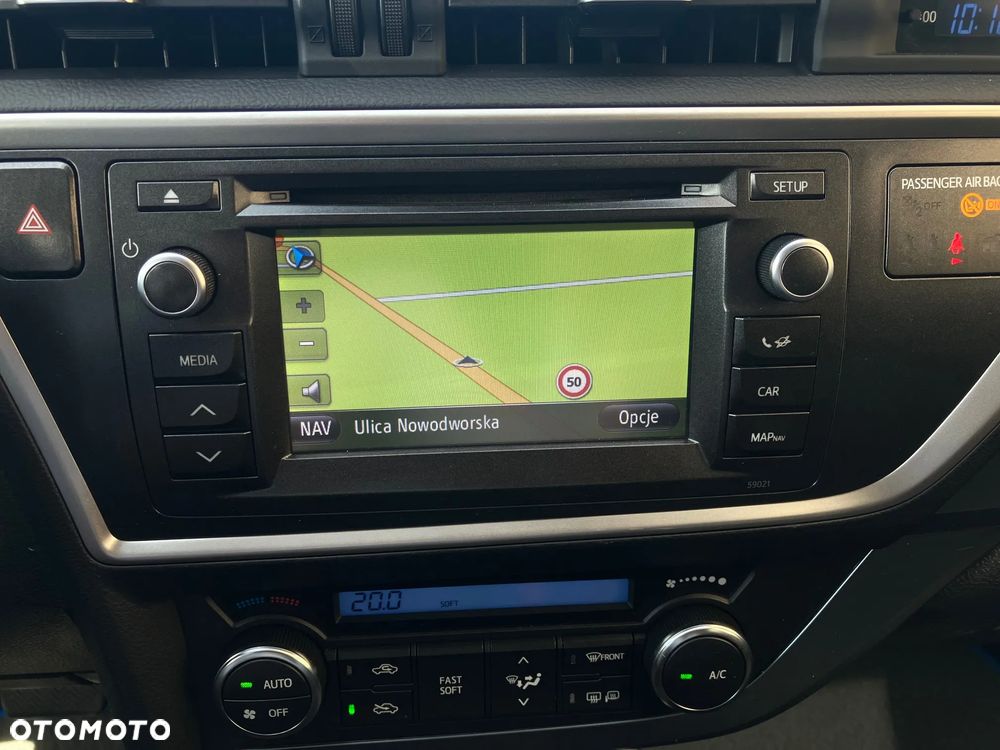 Toyota Auris - 21