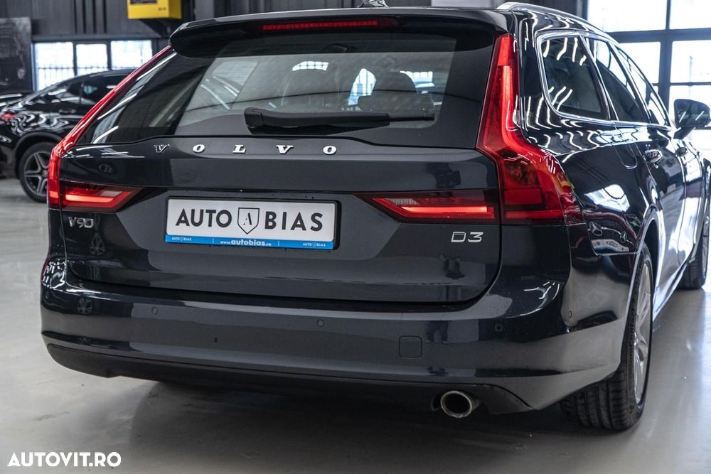 Volvo V90 D3 Geartronic Momentum Pro - 14