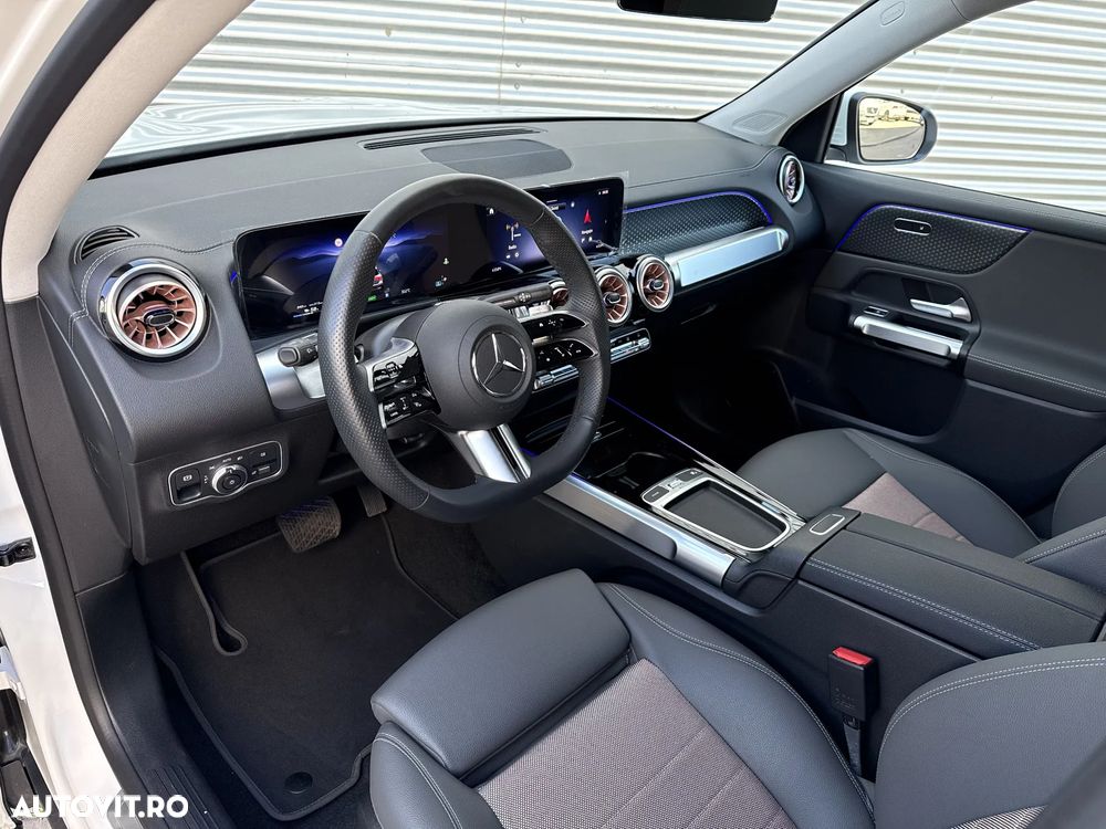 Mercedes-Benz EQB 250+ Electric Art - 11
