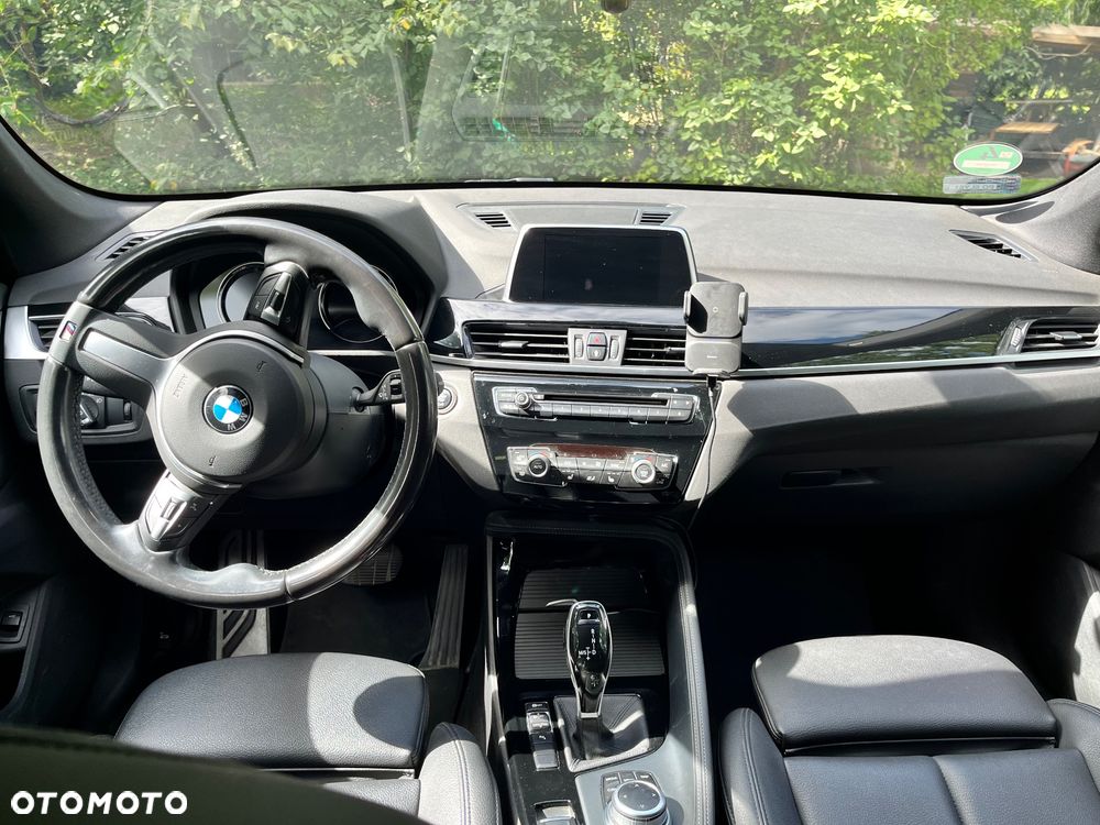 BMW X1 sDrive18i - 9