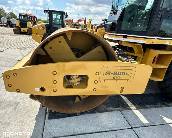 Caterpillar CS-563E - 15