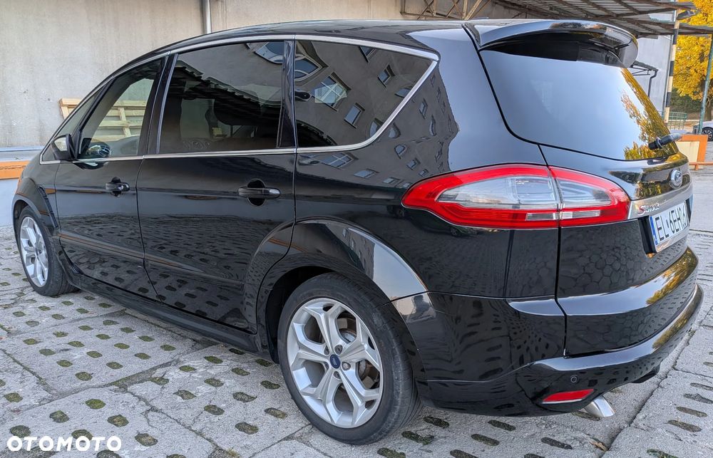 Ford S-Max - 31