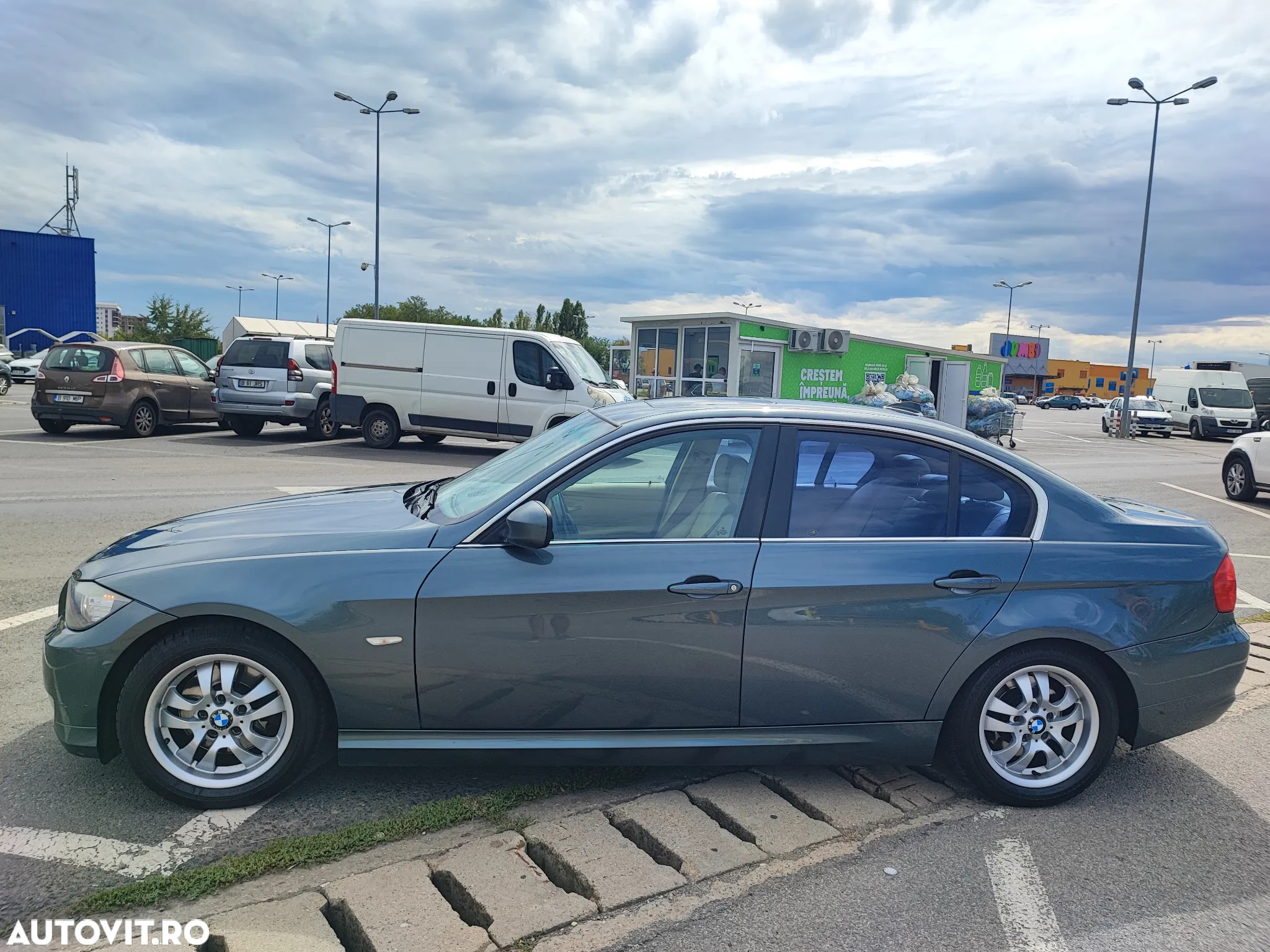 BMW Seria 3 320d EfficientDynamics Edition - 4