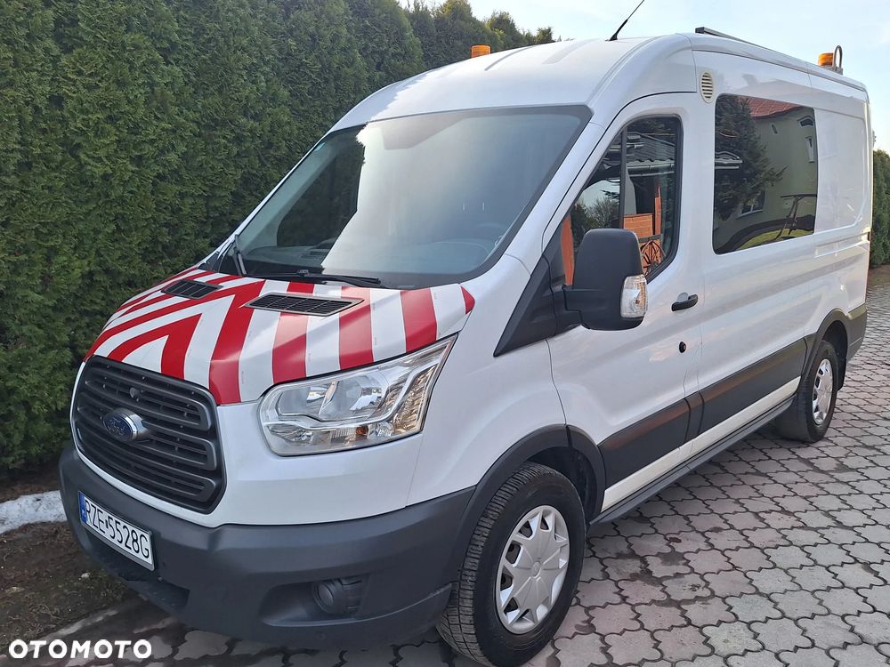 Ford Transit - 24