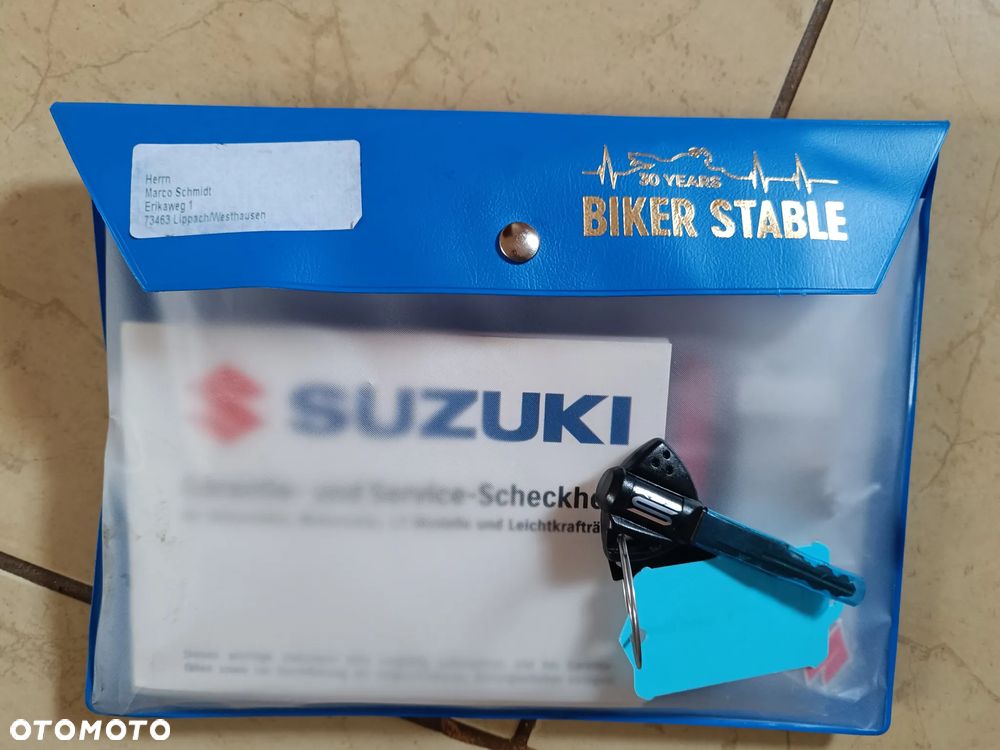 Suzuki GSX 1000 - 29