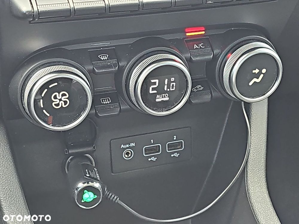 Renault Clio - 26