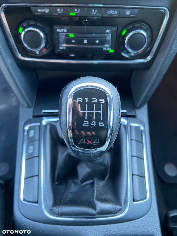 Skoda Superb 1.8 TSI 4x4 Comfort - 13