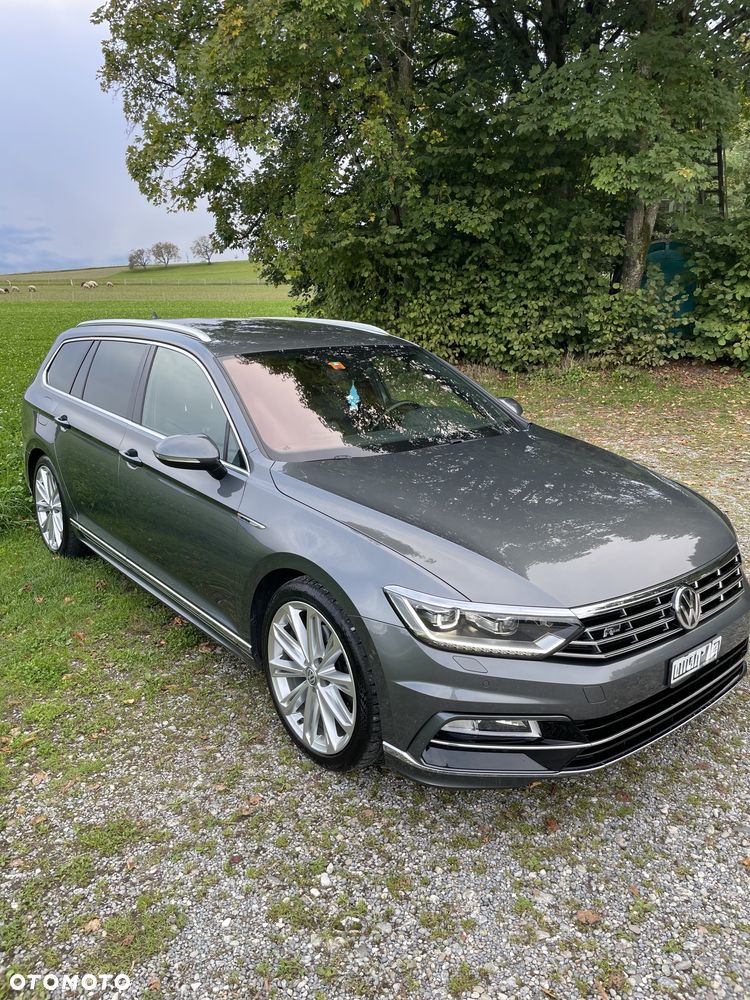 Volkswagen Passat - 2