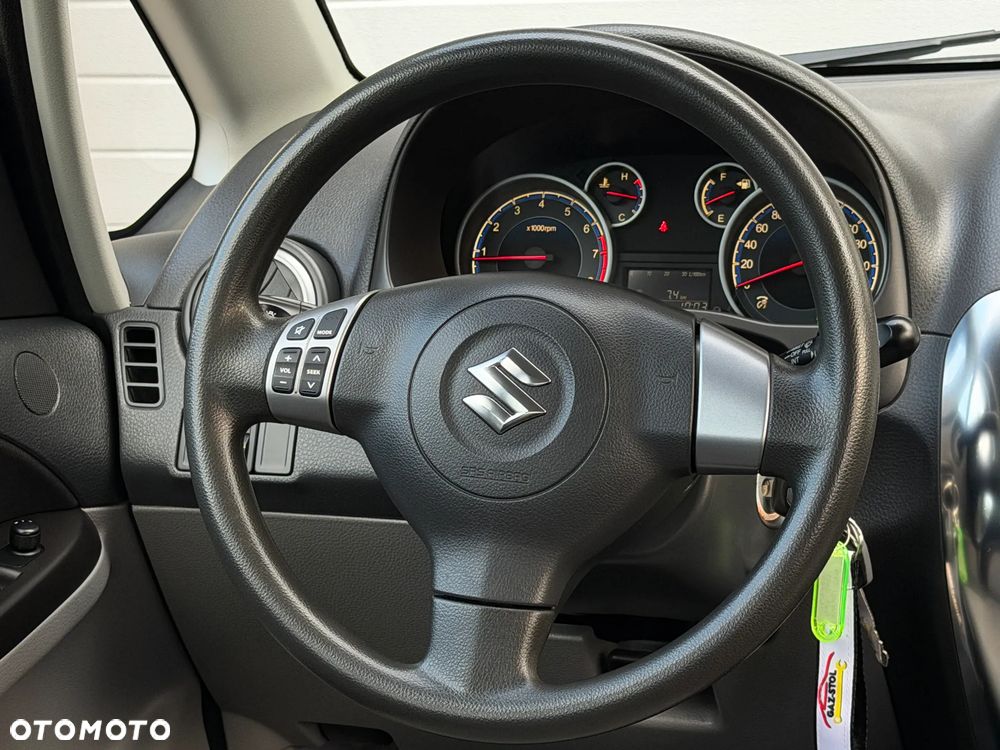 Suzuki SX4 1.6 VVT 4x4 Comfort - 26