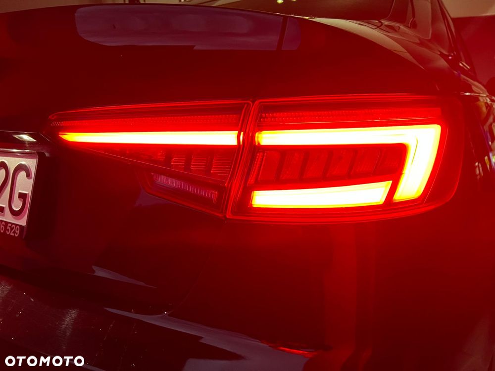 Audi A4 Limousine 35 TFSI S tronic - 39