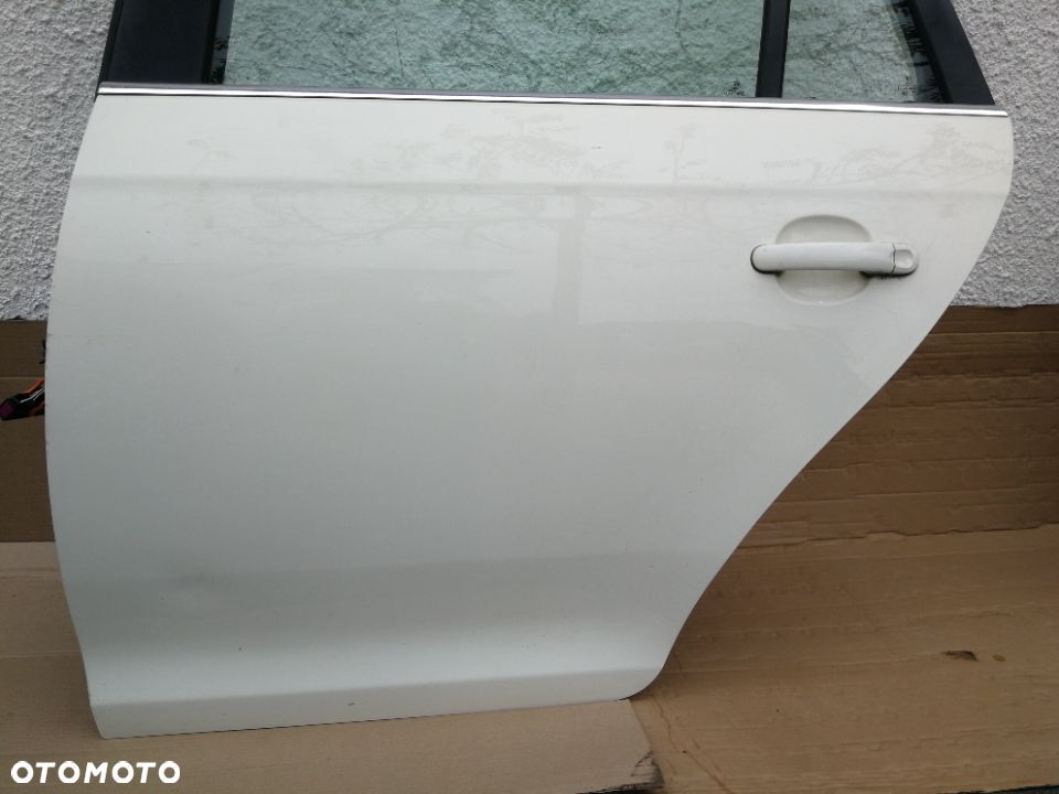 Drzwi lewy tył Golf V VI Kombi LR9A - 2