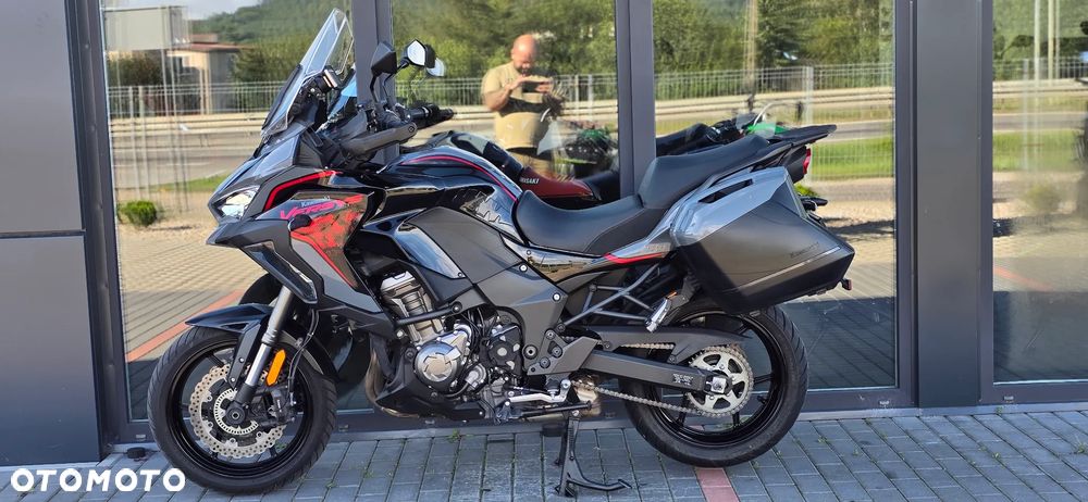 Kawasaki Versys 1000 - 25