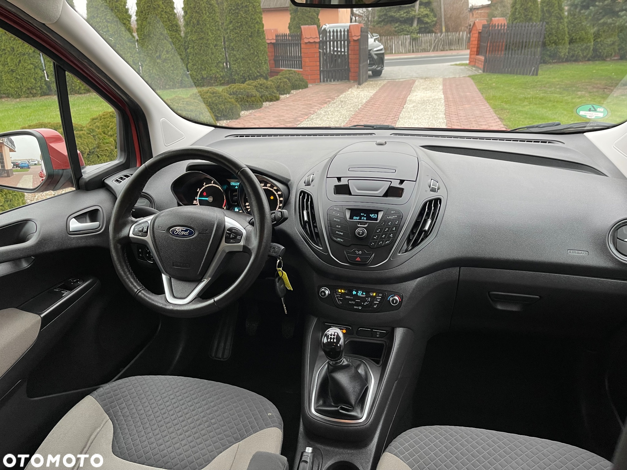 Ford Tourneo Courier 1.0 EcoBoost Sport - 15