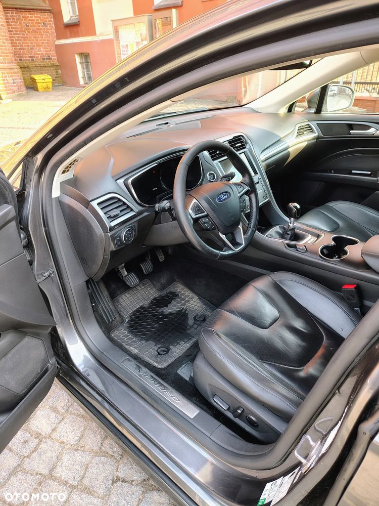 Ford Mondeo 1.5 TDCi ECOnetic Start-Stopp Titanium - 13