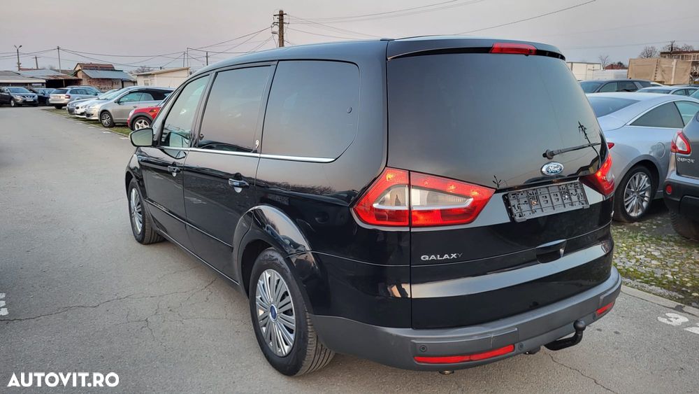Ford Galaxy - 4