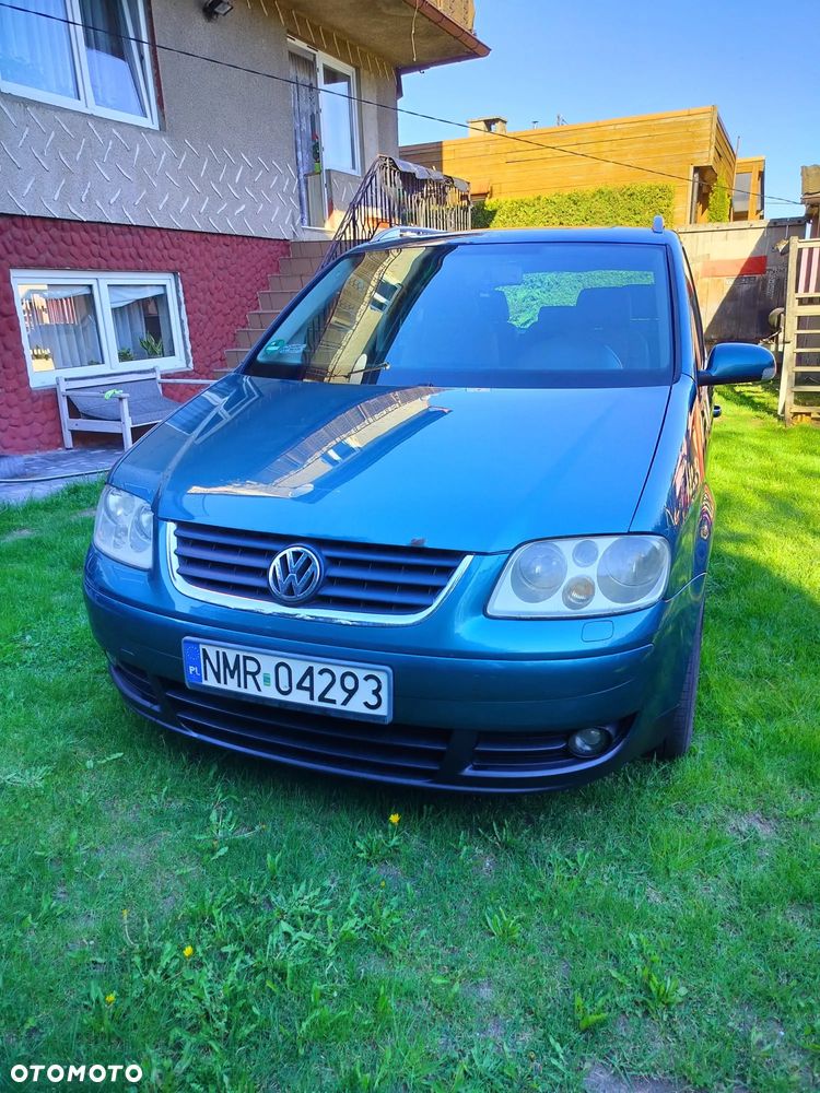 Volkswagen Touran - 18