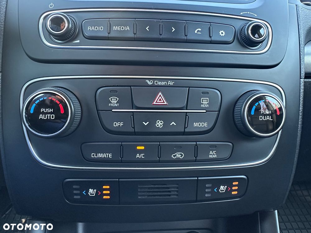 Kia Sorento 2.0 CRDi Voyage 2WD - 34