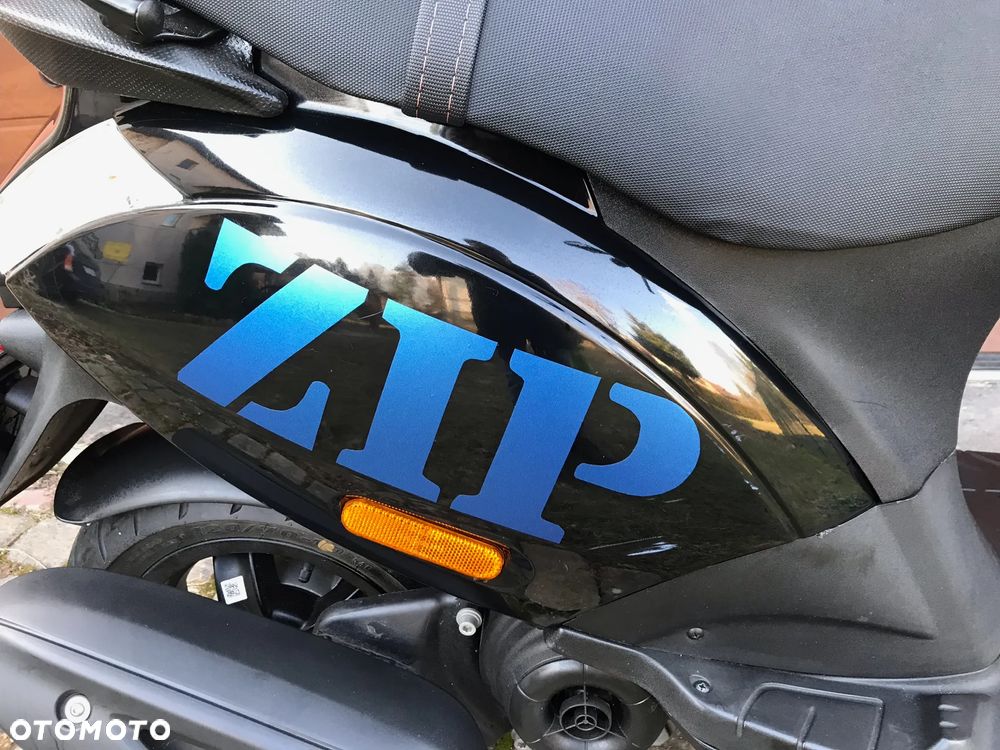 Piaggio ZIP - 10