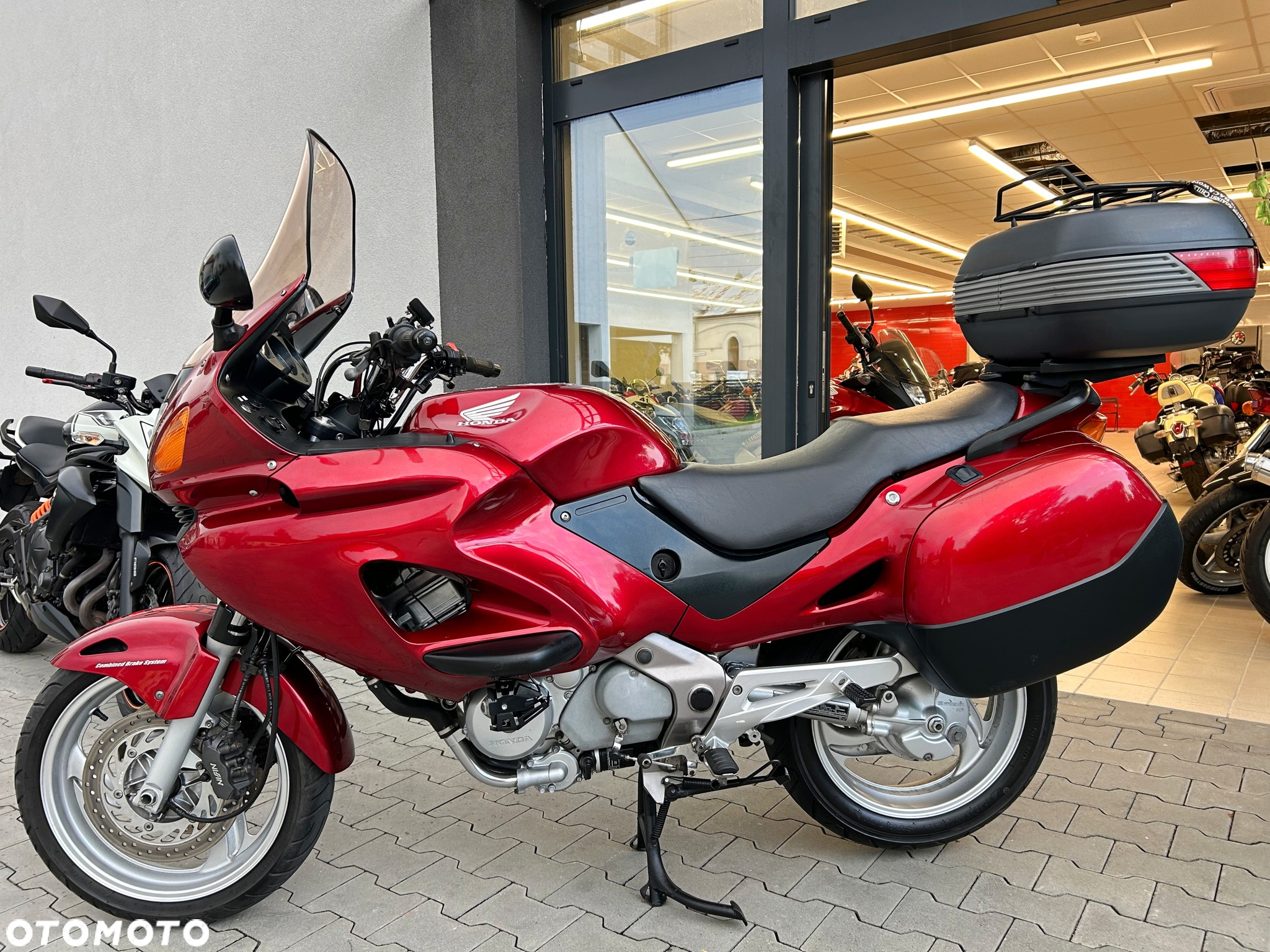 Honda Deauville - 19