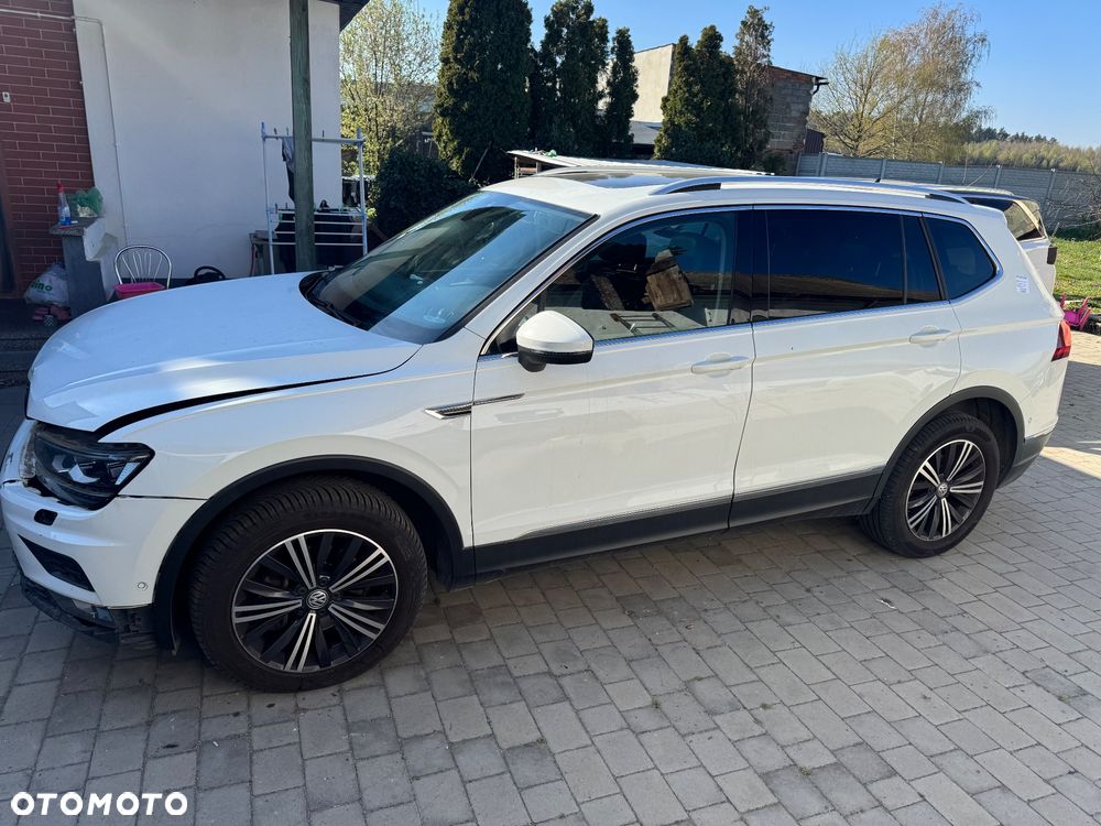 Volkswagen Tiguan Allspace 2.0 TDI SCR DSG Trendline - 2