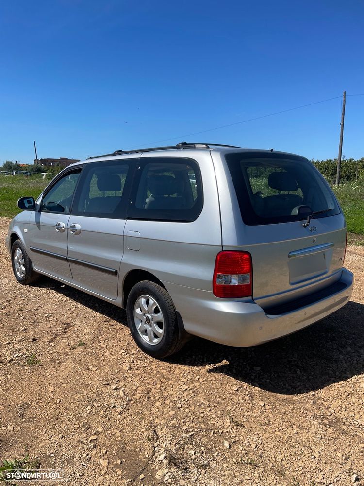 Kia Carnival 2.9 CRDi EX Aut. - 14