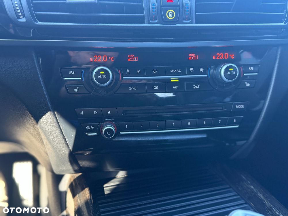 BMW X5 xDrive25d Sport-Aut - 8