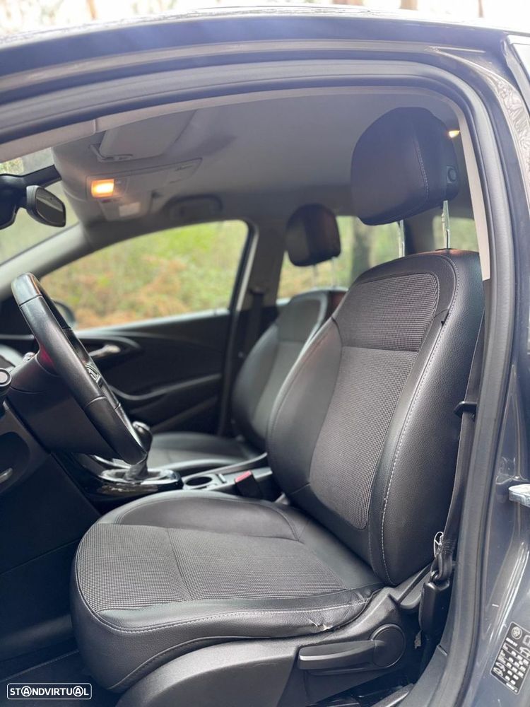 Opel Astra Sports Tourer 1.6 CDTi Excite S/S - 10