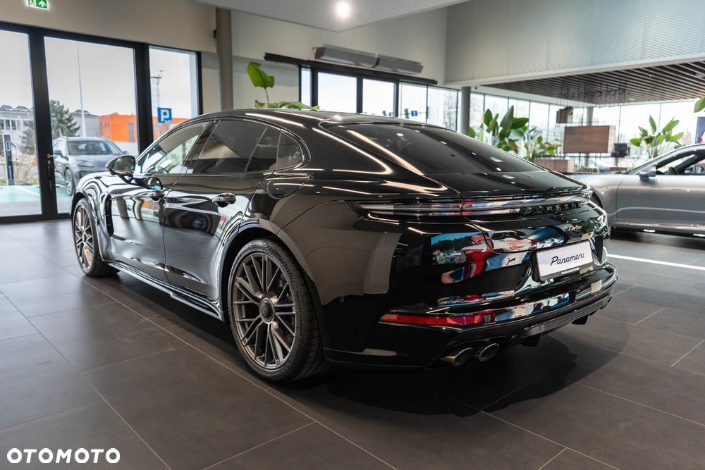 Porsche Panamera Turbo E-Hybrid PHEV - 2