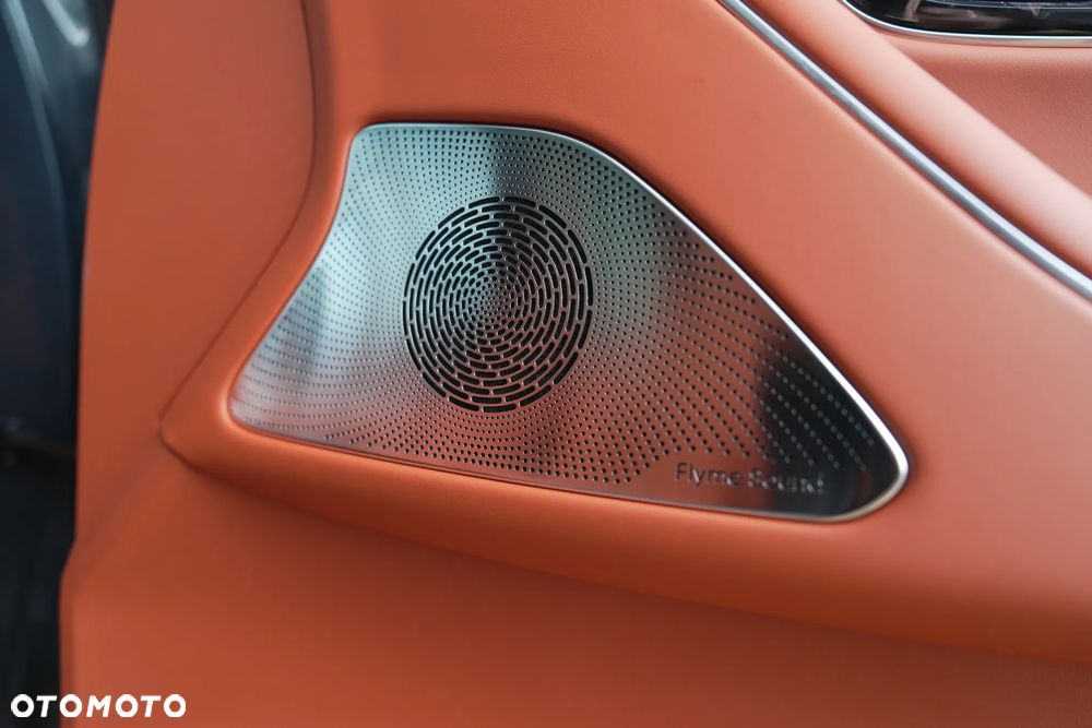 Geely M9 - 32