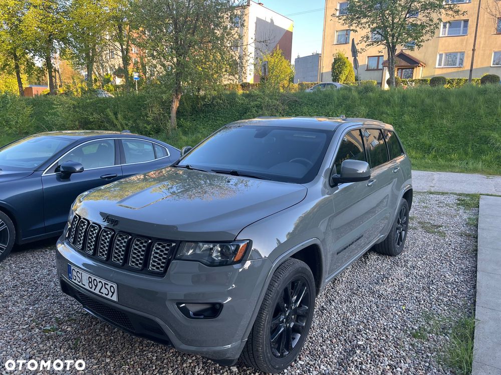 Jeep Grand Cherokee - 2